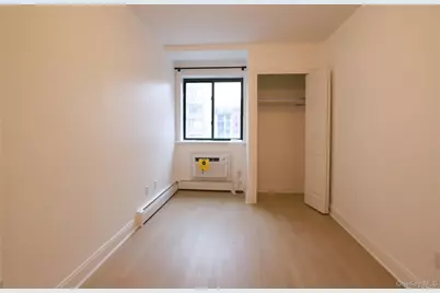 41-05 College Point Boulevard #5I, Flushing, NY 11355 - Photo 5