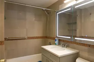41-05 College Point Blvd, Flushing, NY 11355 - Photo 7