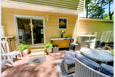 16 Chase Commons #16, Yaphank, NY 11980 - Photo 39