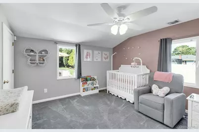 953 Karshick Street, Bohemia, NY 11716 - Photo 13