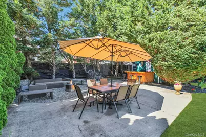953 Karshick Street, Bohemia, NY 11716 - Photo 29