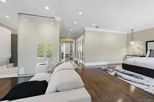 48 Tammys Ln, Syosset, NY 11791 - Photo 7