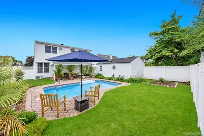 66 Vincent Road, Hicksville, NY 11801 - Photo 33