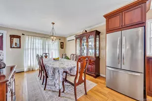 66 Vincent Rd, Hicksville, NY 11801 - Photo 5