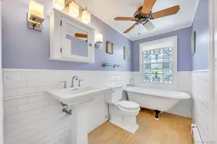 66 Vincent Rd, Hicksville, NY 11801 - Photo 23