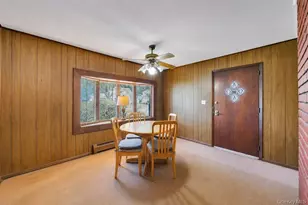 53 Bridle Ln, Hicksville, NY 11801 - Photo 7
