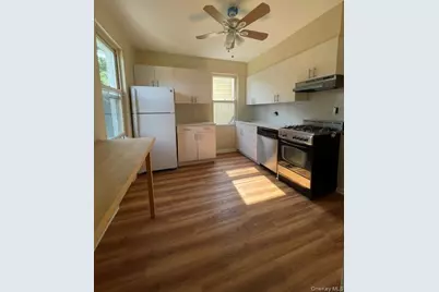 14 Flower Street #2, New Rochelle, NY 10801 - Photo 3