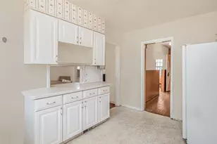 37 Poe St, Hartsdale, NY 10530 - Photo 11