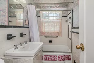 37 Poe St, Hartsdale, NY 10530 - Photo 19