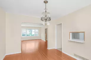 37 Poe St, Hartsdale, NY 10530 - Photo 9
