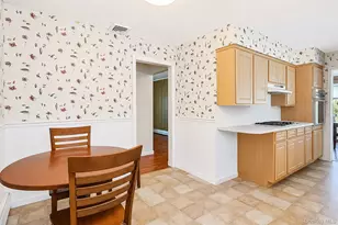 398 Clocks Blvd, Massapequa, NY 11758 - Photo 31
