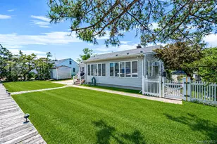 398 Clocks Blvd, Massapequa, NY 11758 - Photo 13
