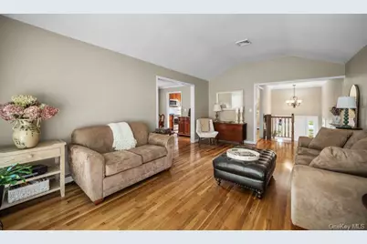 3282 Quinlan Street, Yorktown Heights, NY 10598 - Photo 11