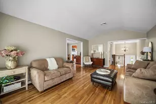 3282 Quinlan St, Yorktown Heights, NY 10598 - Photo 11