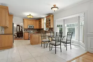 6 Thunder Rd, Miller Place, NY 11764 - Photo 17