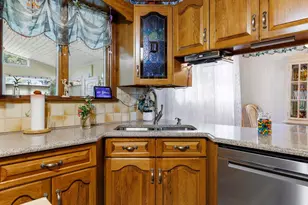 105 S Chapel Hill Rd, Highland, NY 12528 - Photo 5