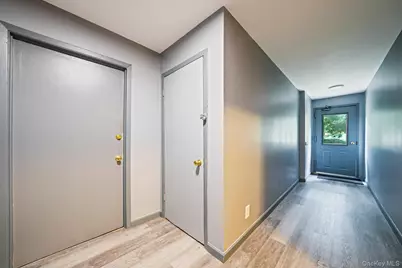 2453 Union Blvd #24a, Islip, NY 11750 - Photo 11