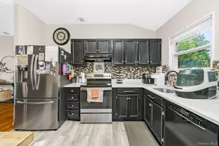 2 Michael Ave, Bellport, NY 11713 - Photo 7