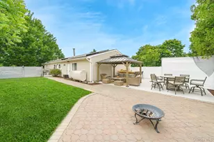 2 Michael Ave, Bellport, NY 11713 - Photo 25