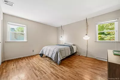 42 Sandy Brook Drive, Spring Valley, NY 10977 - Photo 15