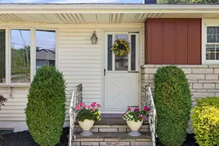 105 S Chapel Hill Rd, Highland, NY 12528 - Photo 3