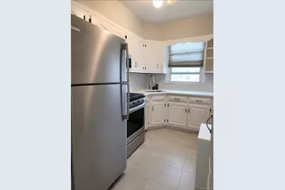 17 Winchester Avenue #2B, Yonkers, NY 10710 - Photo 3