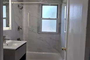 17 Winchester Ave, Yonkers, NY 10710 - Photo 5