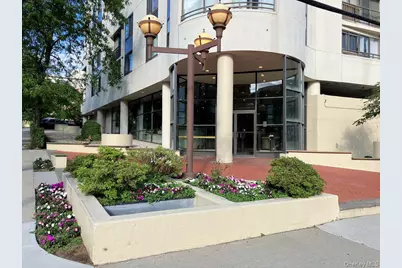 10 Cottage Place #2E, White Plains, NY 10601 - Photo 21