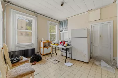 132 Webster Avenue, Yonkers, NY 10701 - Photo 9