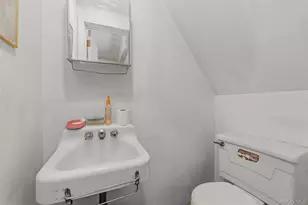 132 Webster Ave, Yonkers, NY 10701 - Photo 19