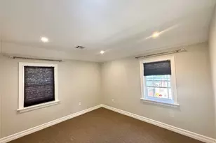 249-11 147th Rd, Rosedale, NY 11422 - Photo 11
