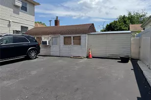 228-04 145th Ave, Springfield Gardens, NY 11413 - Photo 5
