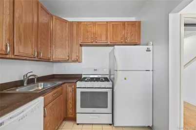 123 Heron Lane #454, Bronx, NY 10473 - Photo 11