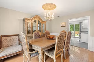 24 Walnut St, Coram, NY 11727 - Photo 25