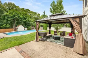 24 Walnut St, Coram, NY 11727 - Photo 21