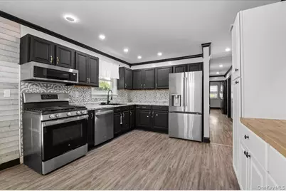 3755 Grand Avenue, Mattituck, NY 11952 - Photo 9