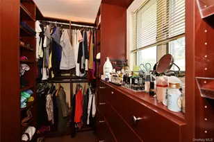3 Joy Dr, Manhasset Hills, NY 11040 - Photo 37