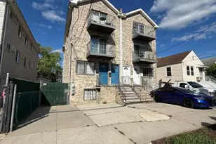 262 Davis Ave, Bronx, NY 10465 - Photo 1