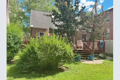 16029 76th Avenue, Fresh Meadows, NY 11366 - Photo 19