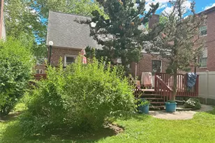 160-29 76th Ave, Fresh Meadows, NY 11366 - Photo 19