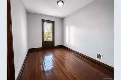 205 E Prospect Avenue, Mount Vernon, NY 10550 - Photo 25