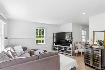 243 Sunset Avenue, Westhampton Beach, NY 11978 - Photo 7