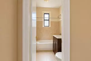 700 Oakland Pl, Bronx, NY 10457 - Photo 9