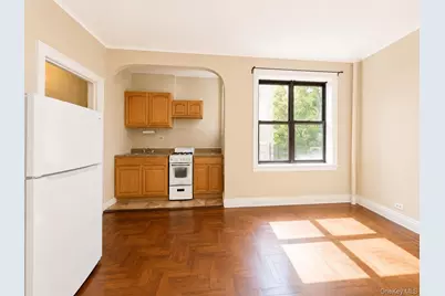 700 Oakland Place #5B, Bronx, NY 10457 - Photo 3