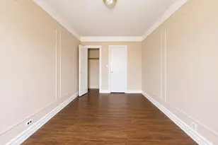 700 Oakland Pl, Bronx, NY 10457 - Photo 11