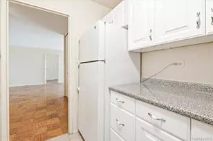 70-25 Yellowstone Blvd, Forest Hills, NY 11375 - Photo 9