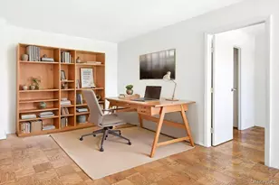70-25 Yellowstone Blvd, Forest Hills, NY 11375 - Photo 11