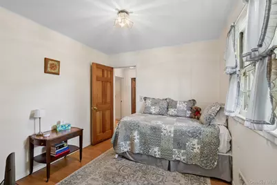 12 Regent Place, Huntington, NY 11743 - Photo 17