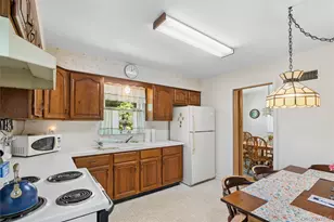 12 Regent Pl, Huntington, NY 11743 - Photo 15