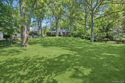 12 Regent Place, Huntington, NY 11743 - Photo 5